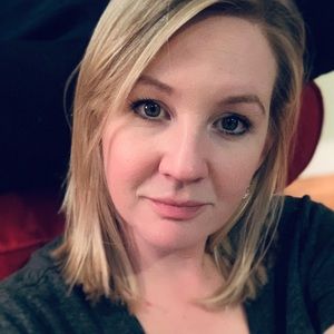 Meet your Posher, Courtney